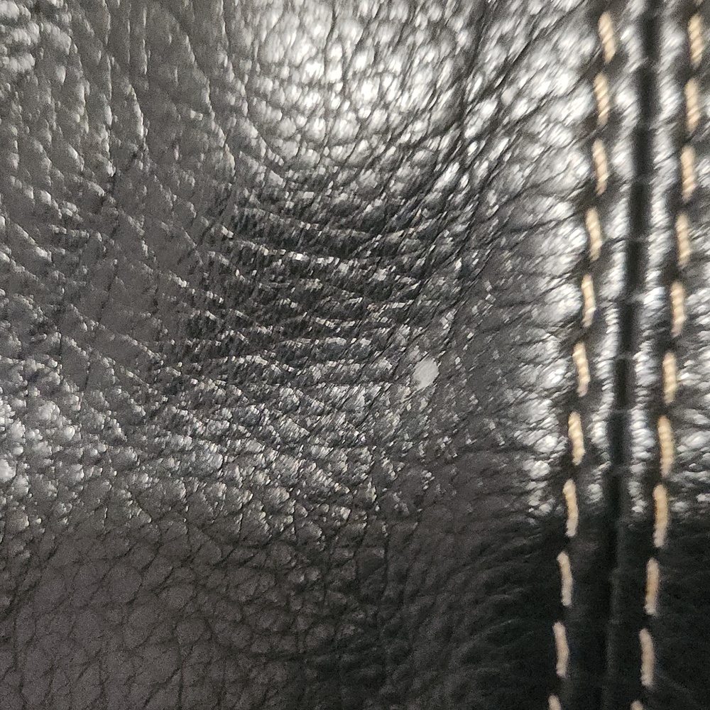 Etienne Aigner black leather shoulder bag - Picture 7 of 15